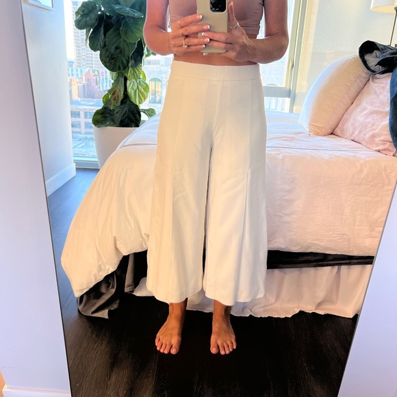 Vince Wool Pleat Front Culottes - Picture 5 of 6